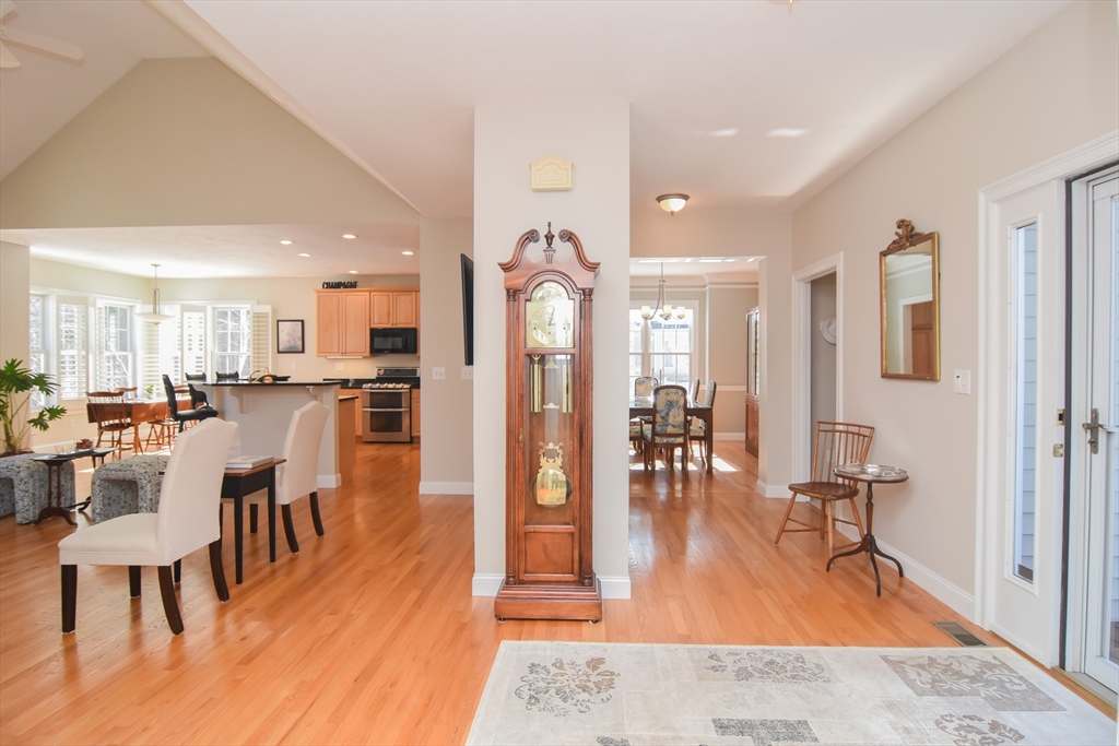 33 Stone Ridge Road, Unit 33 Westford, MA 01886 - Photo 17 of 28 Gallery Image 17