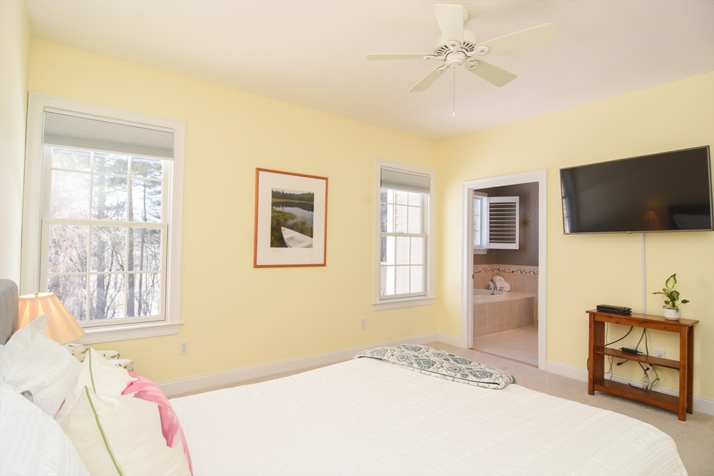 33 Stone Ridge Road, Unit 33 Westford, MA 01886 - Photo 27 of 28 Gallery Image 27