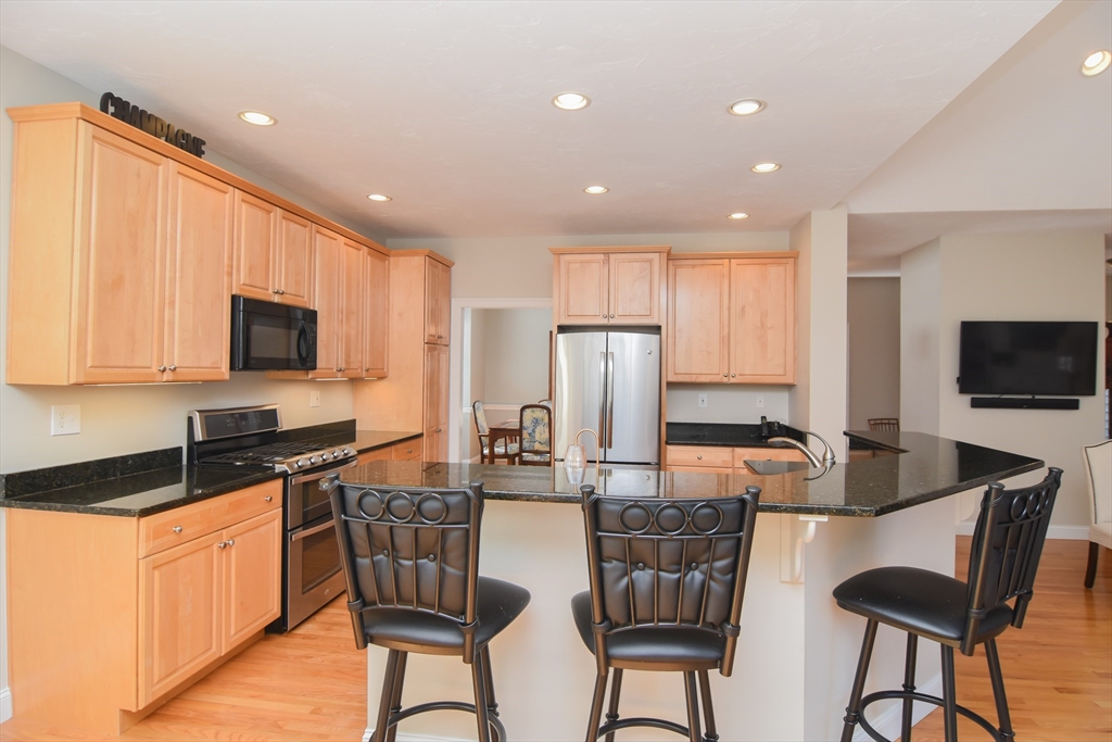 33 Stone Ridge Road, Unit 33 Westford, MA 01886 - Photo 9 of 28 Gallery Image 9