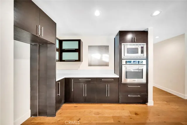 $1,199,999 | 21817 Providencia Street, Woodland Hills, CA 91364