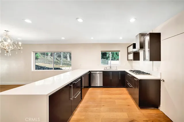 $1,199,999 | 21817 Providencia Street, Woodland Hills, CA 91364