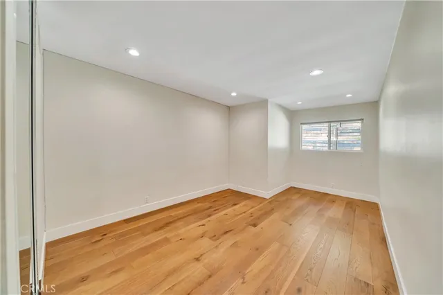 $1,199,999 | 21817 Providencia Street, Woodland Hills, CA 91364