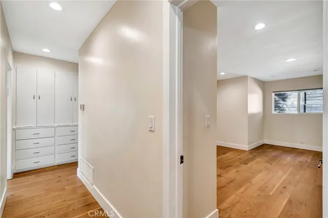 $1,199,999 | 21817 Providencia Street, Woodland Hills, CA 91364