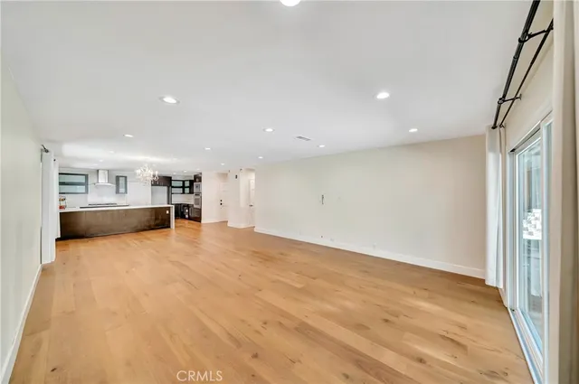 $1,199,999 | 21817 Providencia Street, Woodland Hills, CA 91364