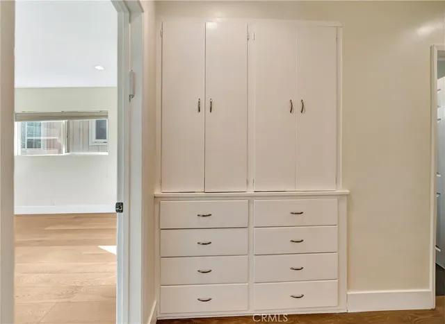 $1,199,999 | 21817 Providencia Street, Woodland Hills, CA 91364