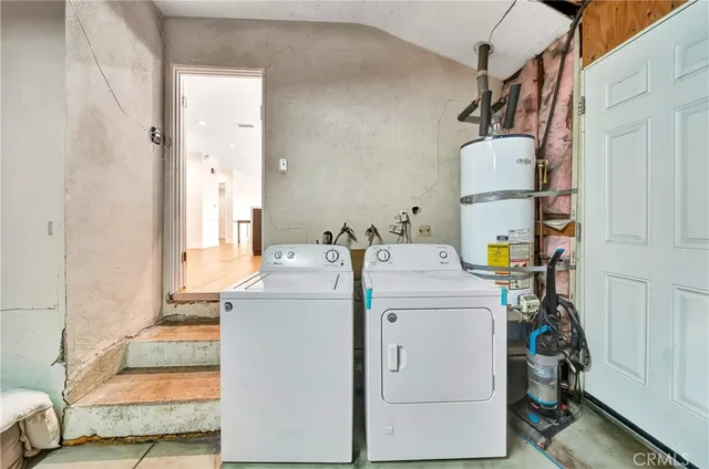 $1,199,999 | 21817 Providencia Street, Woodland Hills, CA 91364