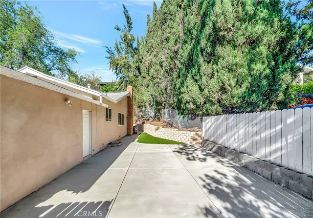 $1,199,999 | 21817 Providencia Street, Woodland Hills, CA 91364