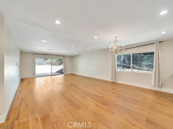 $1,199,999 | 21817 Providencia Street, Woodland Hills, CA 91364