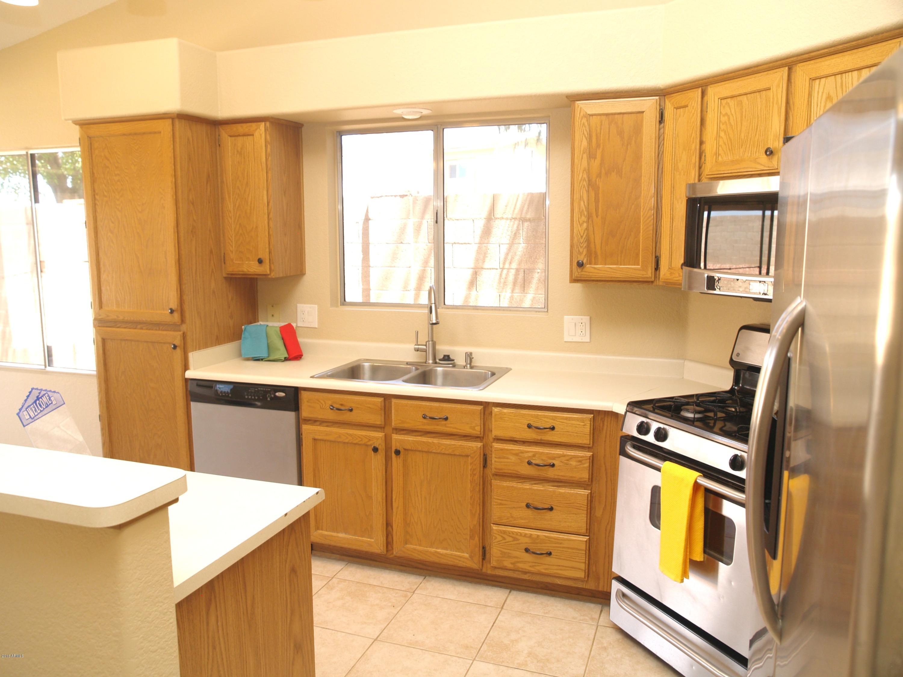 8938 West Ocotillo Road Glendale, AZ 85305 - Photo 11 of 35 P1015481