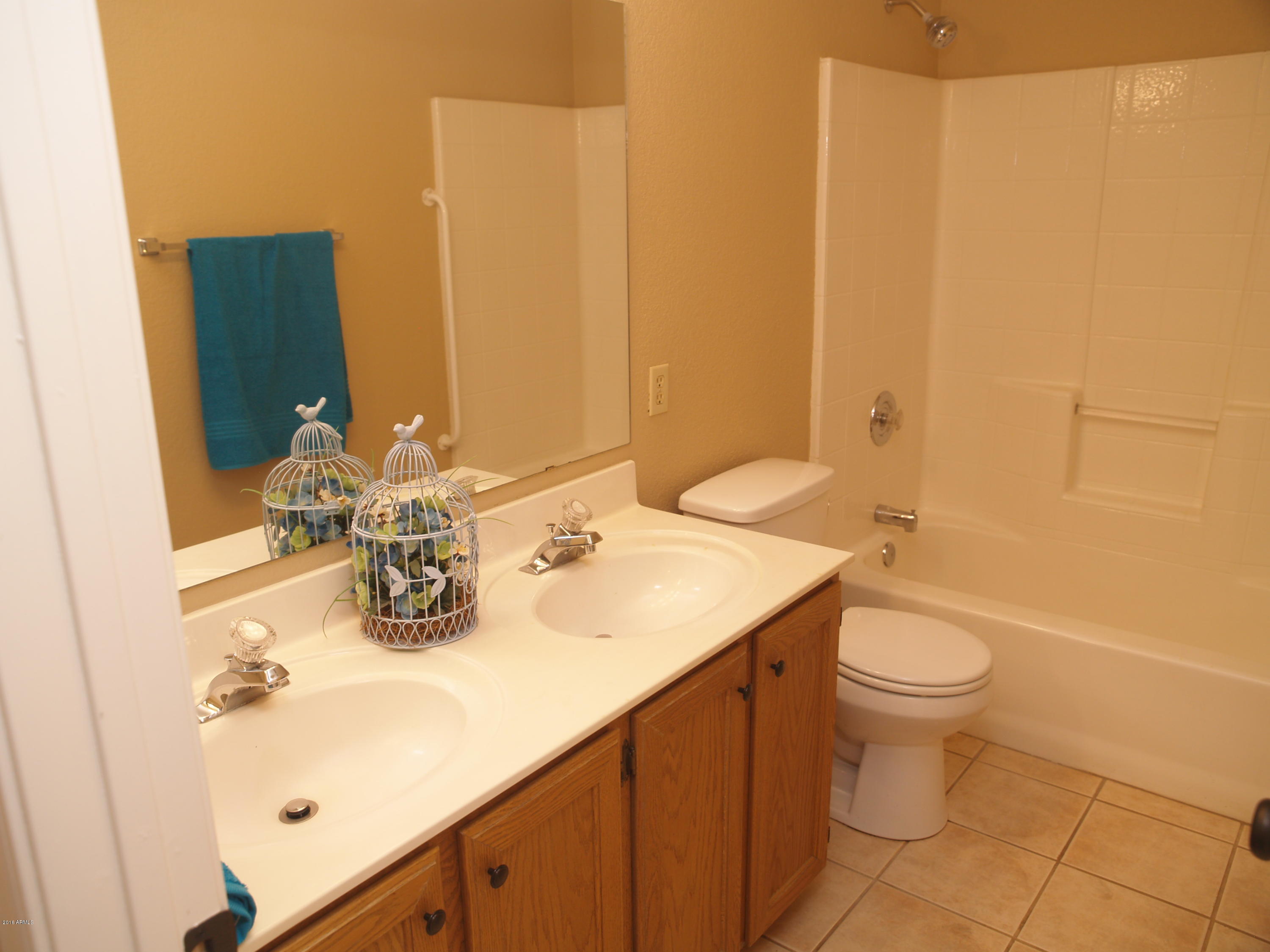 8938 West Ocotillo Road Glendale, AZ 85305 - Photo 22 of 35 P1015486