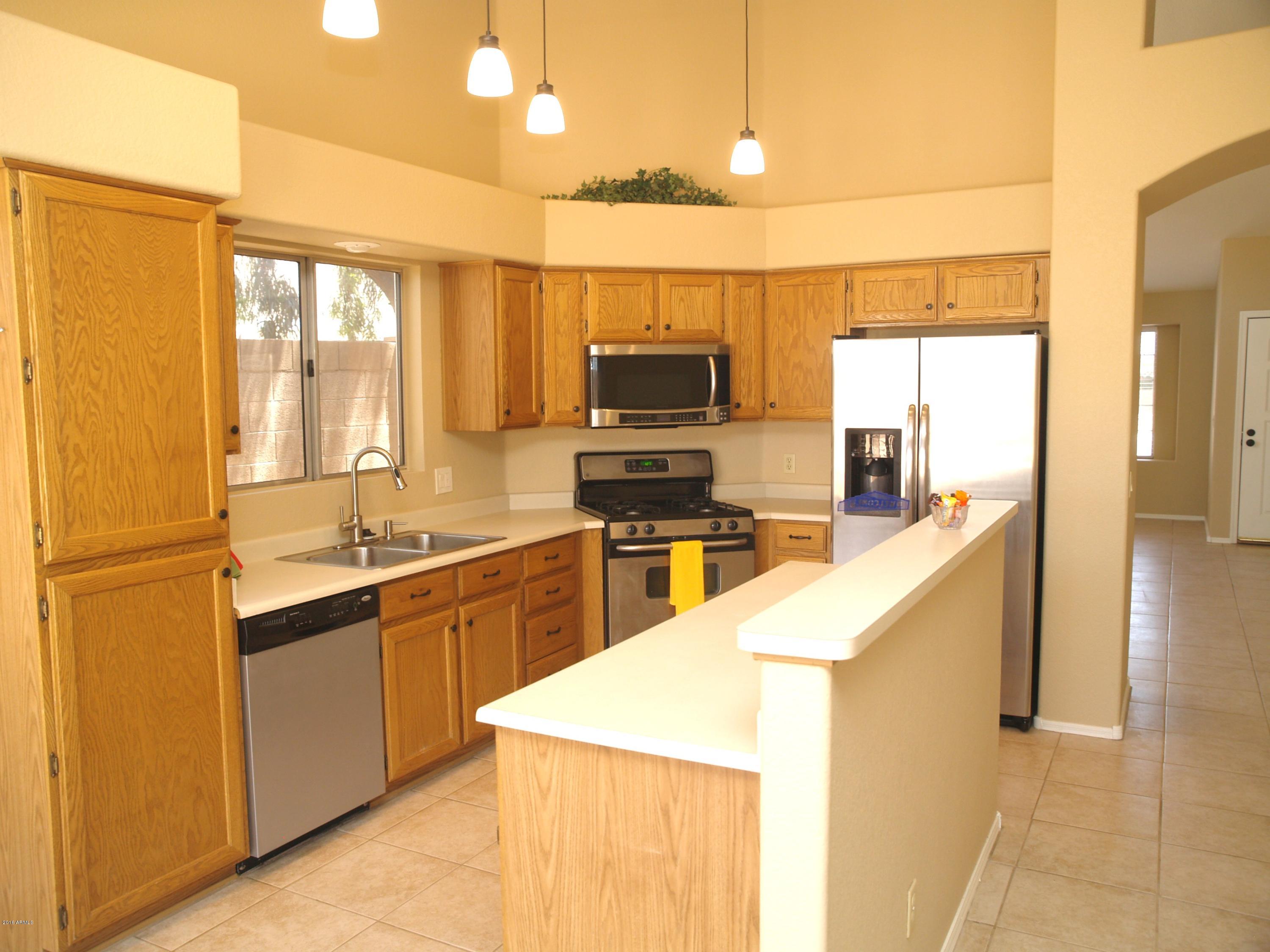 8938 West Ocotillo Road Glendale, AZ 85305 - Photo 7 of 35 P1015471