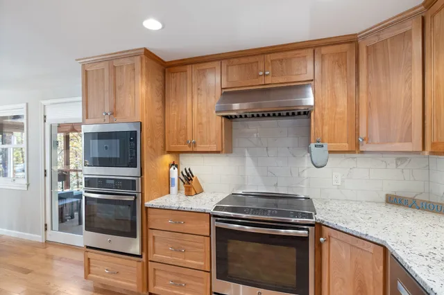 $795,000 | 344 Chalk Pond Road, Newbury, NH 03255