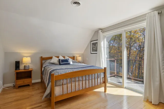 $795,000 | 344 Chalk Pond Road, Newbury, NH 03255