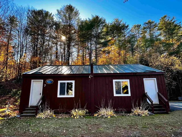 $795,000 | 344 Chalk Pond Road, Newbury, NH 03255