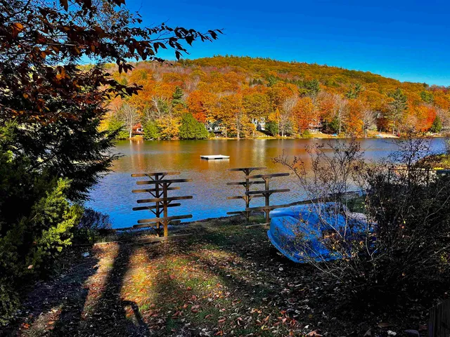 $795,000 | 344 Chalk Pond Road, Newbury, NH 03255