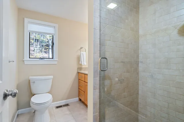 $795,000 | 344 Chalk Pond Road, Newbury, NH 03255