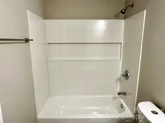 $1,399 | 411 West 10th Street, Kannapolis, NC 28081