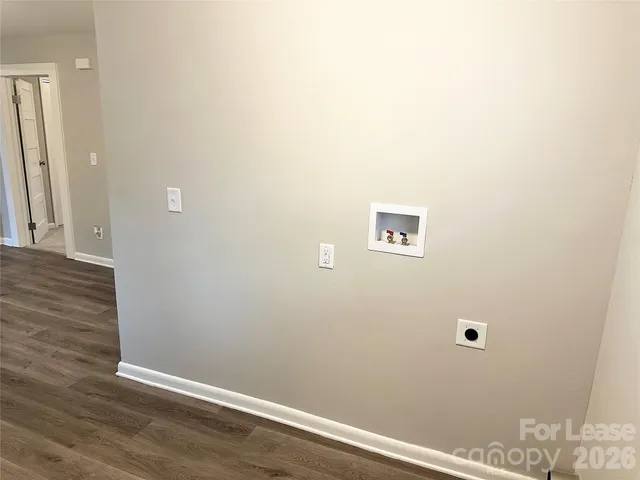 $1,399 | 411 West 10th Street, Kannapolis, NC 28081