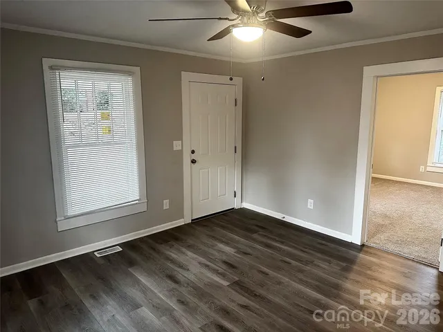 $1,399 | 411 West 10th Street, Kannapolis, NC 28081