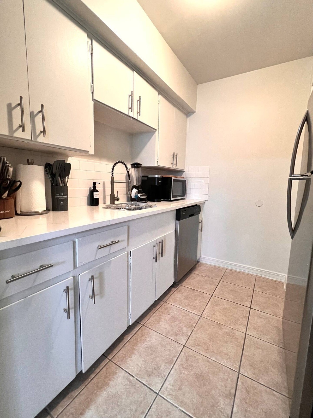306 Hawthorne Street, Unit 6 Houston, TX 77006 - Photo 10 of 16