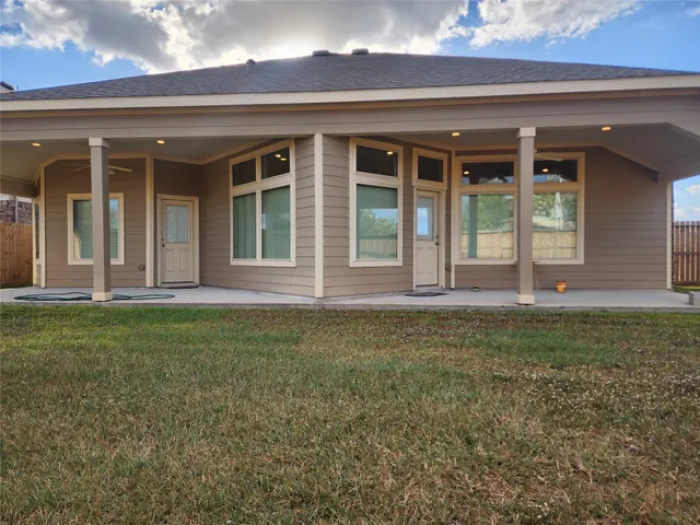 $2,800 | 3281 Havenwood Chase Lane, Pearland, TX 77584