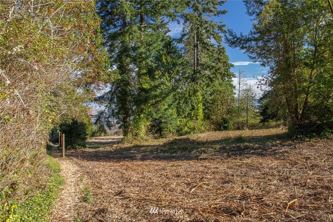 22 President Point Road Northeast Kingston, WA 98346 - Photo 15 of 30 Gallery Image 15