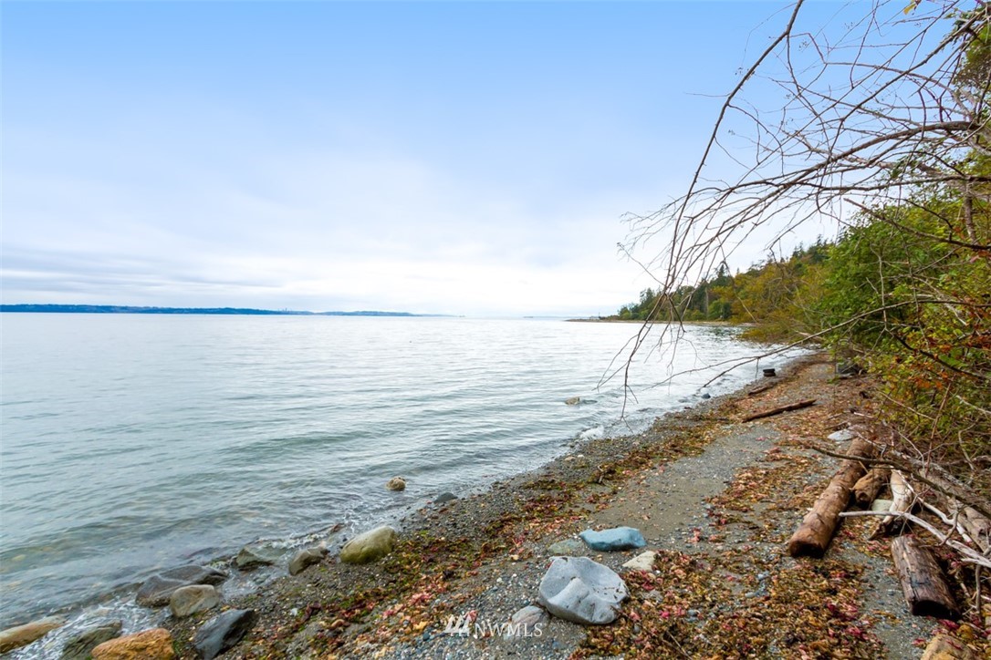 22 President Point Road Northeast Kingston, WA 98346 - Photo 21 of 30 Gallery Image 21