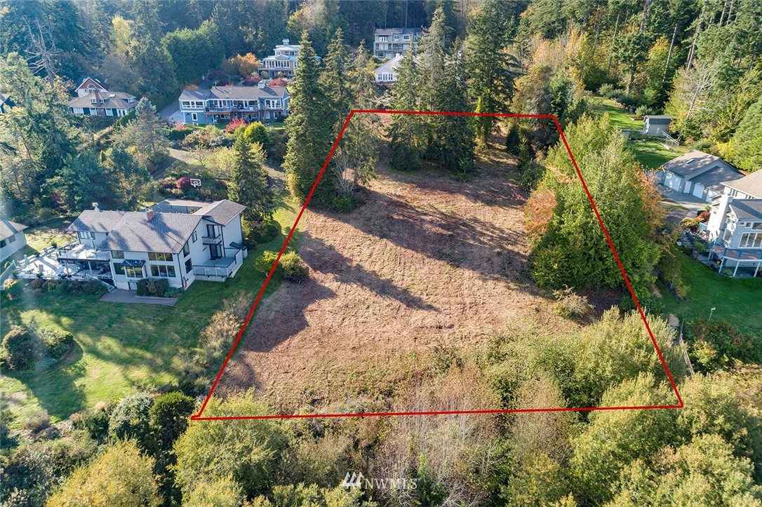 22 President Point Road Northeast Kingston, WA 98346 - Photo 10 of 30 Gallery Image 10