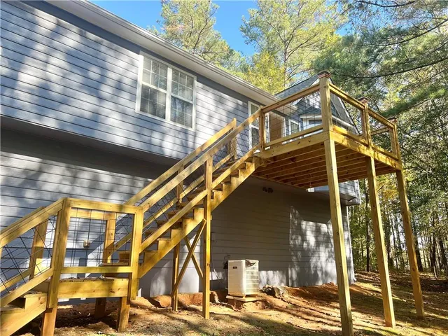 a view of a large building