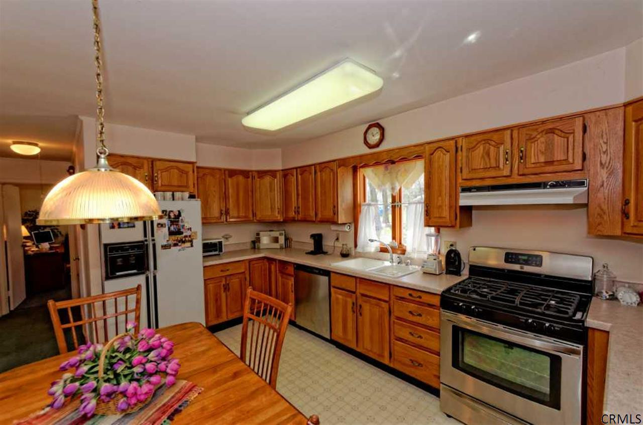 60 Southgate Road Colonie, NY 12211 - Photo 11 of 25 Photo 11