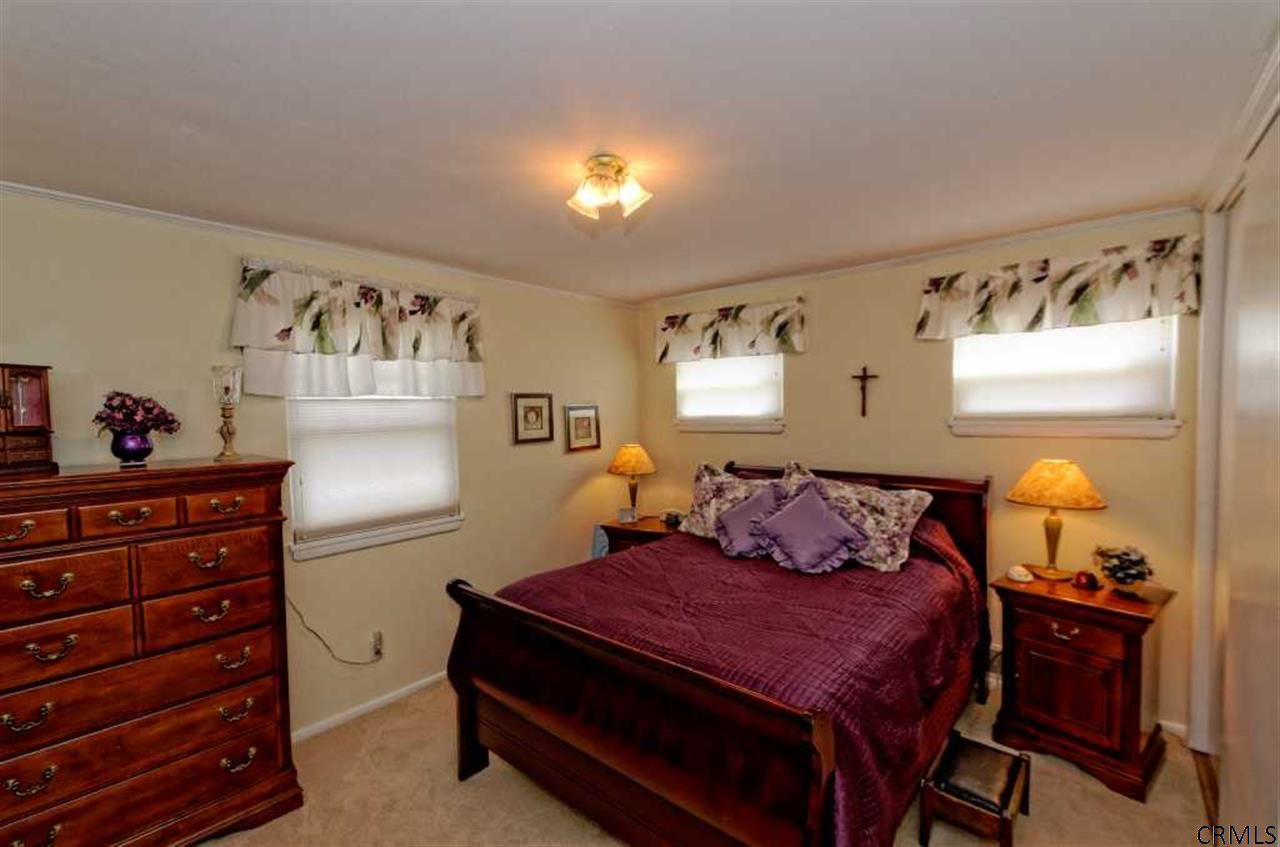 60 Southgate Road Colonie, NY 12211 - Photo 16 of 25 Photo 16