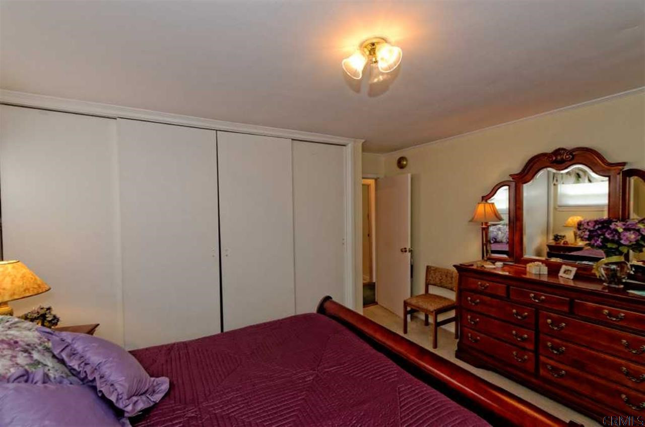 60 Southgate Road Colonie, NY 12211 - Photo 17 of 25 Photo 17