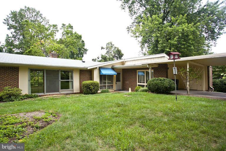 116 Roszel Road Winchester, VA 22601 - Photo 16 of 19 Exterior (Rear)