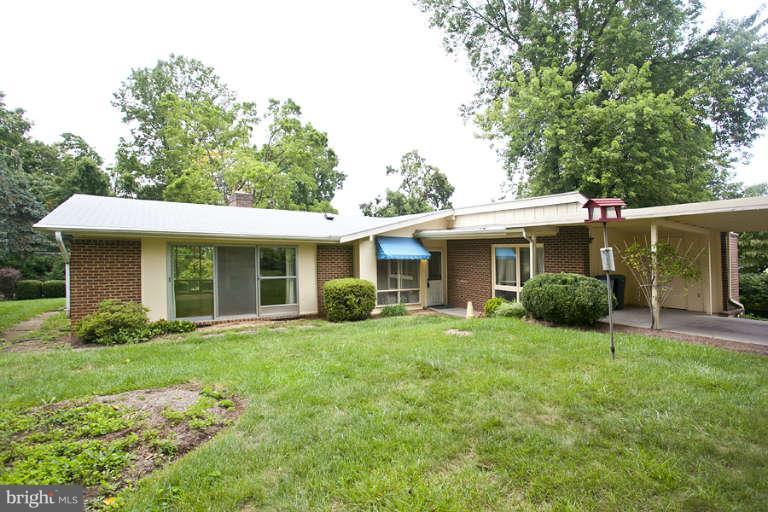 116 Roszel Road Winchester, VA 22601 - Photo 18 of 19 Exterior (Rear)