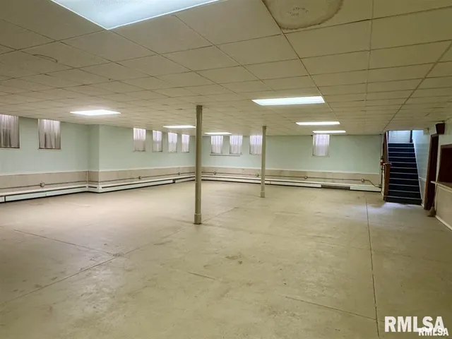 $125,000 | 170 West Hurst Street, Bushnell, IL 61422