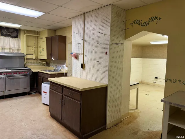 $125,000 | 170 West Hurst Street, Bushnell, IL 61422