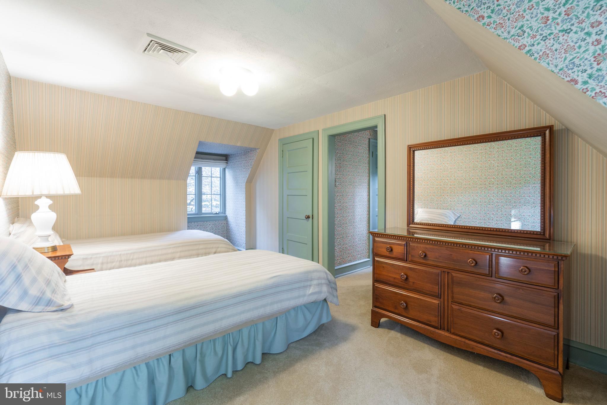 243 Beech Hill Road Wynnewood, PA 19096 - Photo 22 of 33 Gallery Image 22
