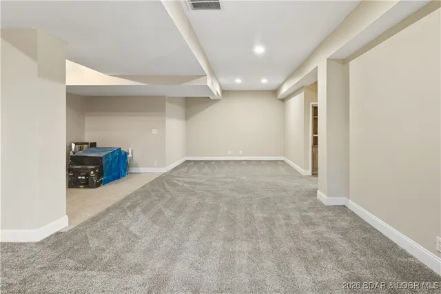 $369,900 | 22 Navajo Road, Four Seasons, MO 65049