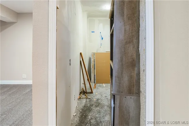 $369,900 | 22 Navajo Road, Four Seasons, MO 65049