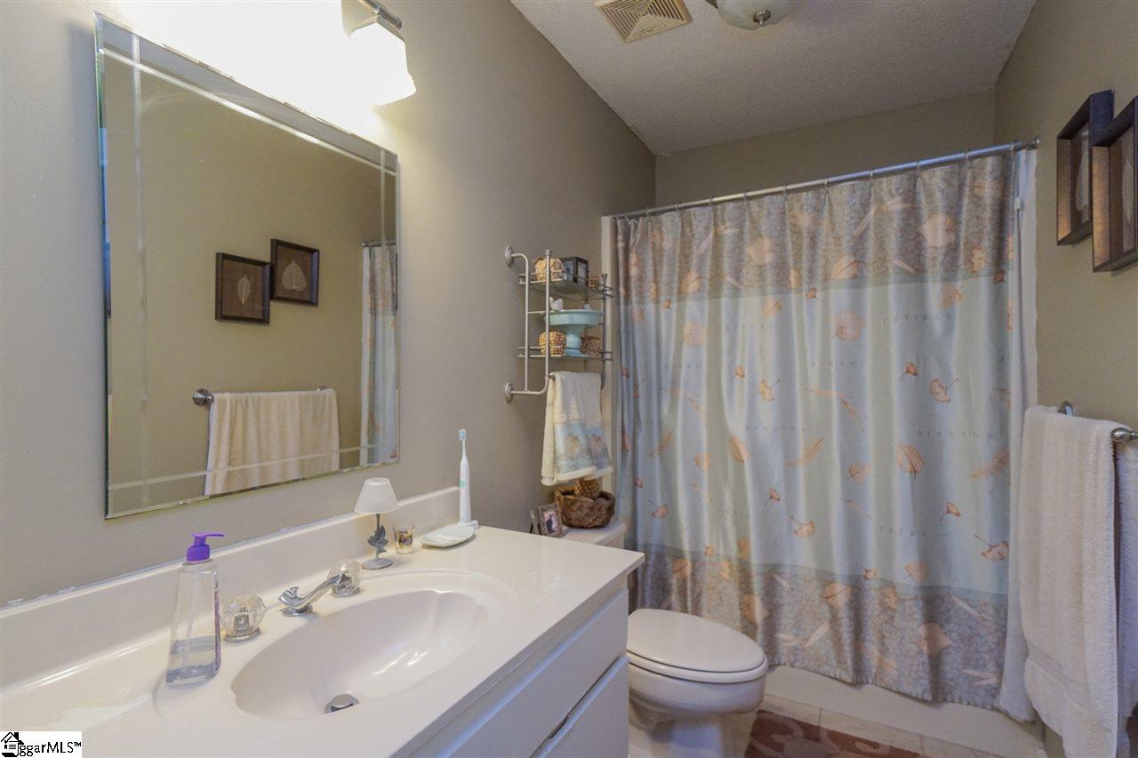 1102 Roe Ford Road Greenville, SC 29617 - Photo 16 of 35 Gallery Image 16