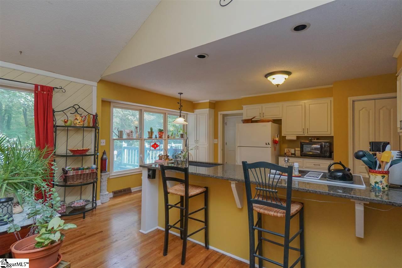 1102 Roe Ford Road Greenville, SC 29617 - Photo 8 of 35 Gallery Image 8