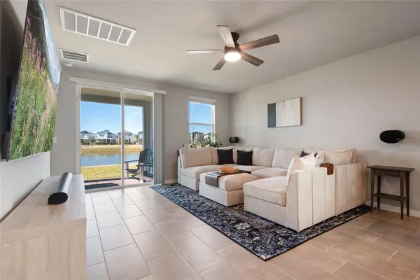 $424,900 | 370 Whistling Duck Trail, St. Cloud, FL 34771