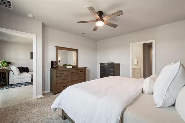 $449,900 | 370 Whistling Duck Trail, St. Cloud, FL 34771