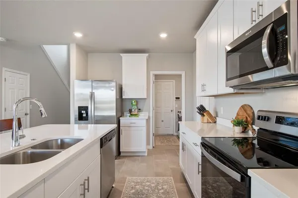 $424,900 | 370 Whistling Duck Trail, St. Cloud, FL 34771