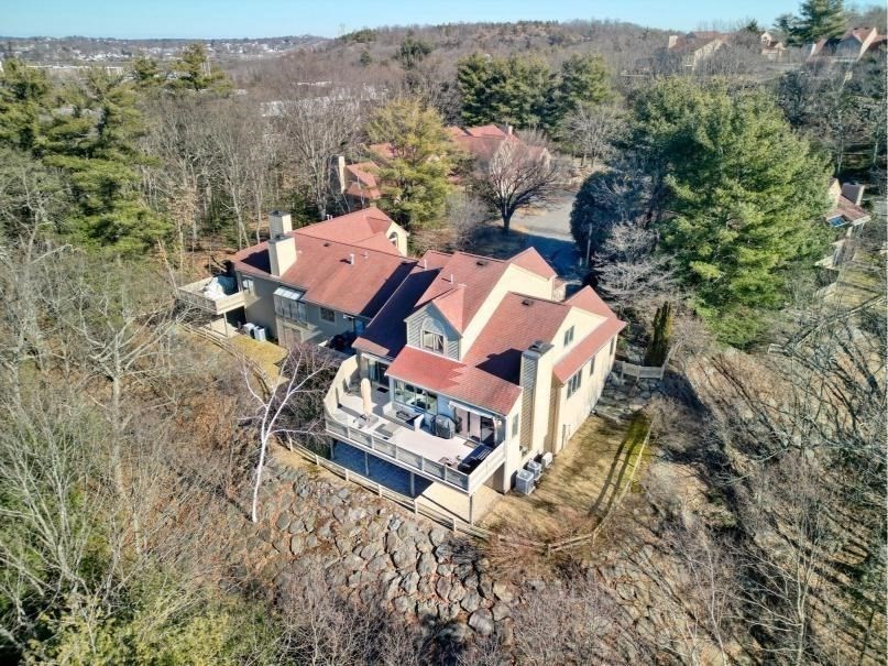 7 Wainwright Road, Unit 5 Winchester, MA 01890 - Photo 41 of 42 Gallery Image 41