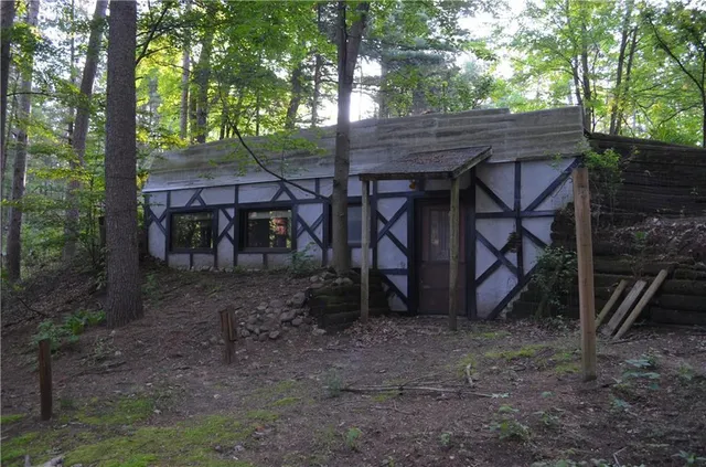 $165,000 | 1330 21 3/4 Street, Unit A, Cameron, WI 54822