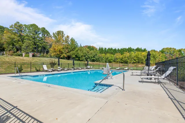 $2,595 | 3276 Stonecreek Drive, Chattanooga, TN 37405