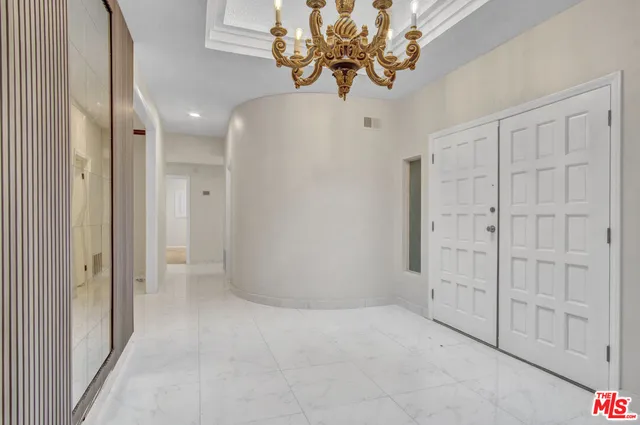$3,490,000 | 11410 Canton Drive, Studio City, CA 91604