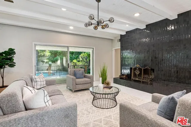 $3,490,000 | 11410 Canton Drive, Studio City, CA 91604