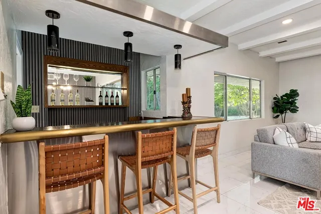 $3,490,000 | 11410 Canton Drive, Studio City, CA 91604